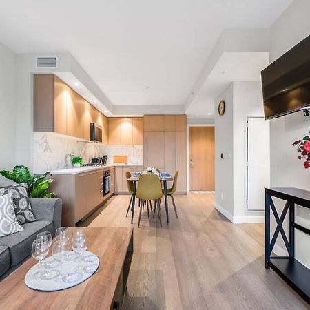 Modern Comfort At Ubc: 1Br Condo Near Campus Vancouver Exterior foto